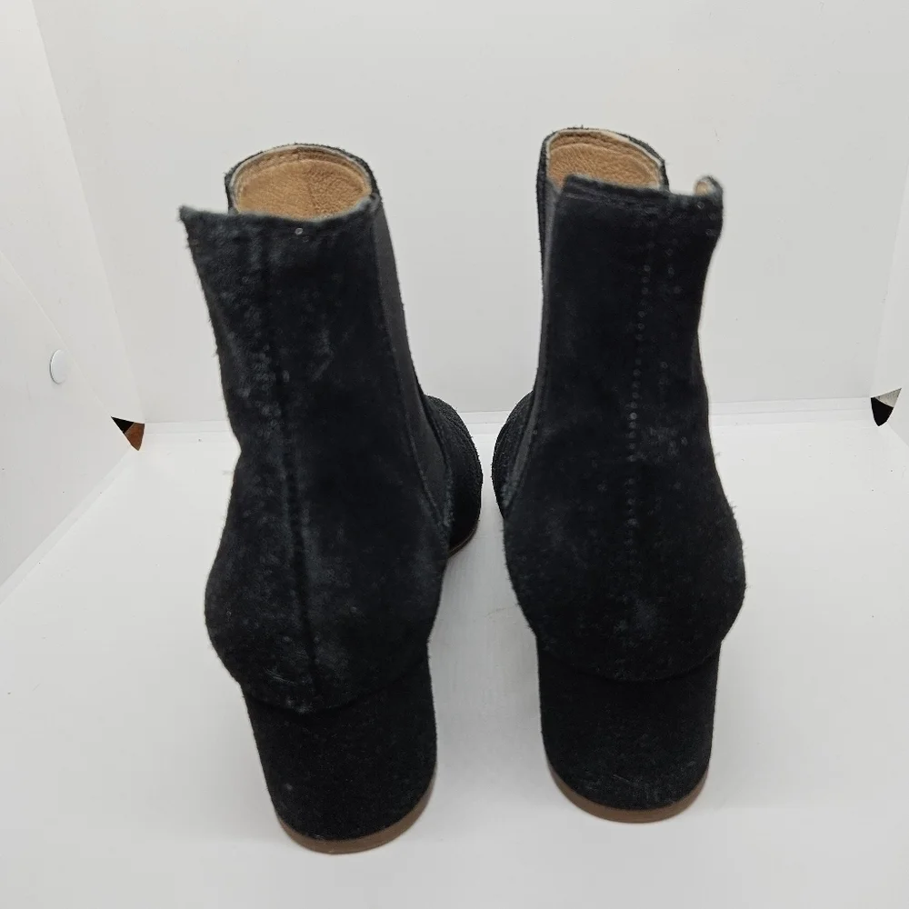 Madewell the Walker black suede heeled chelsea ankle boots US 8
